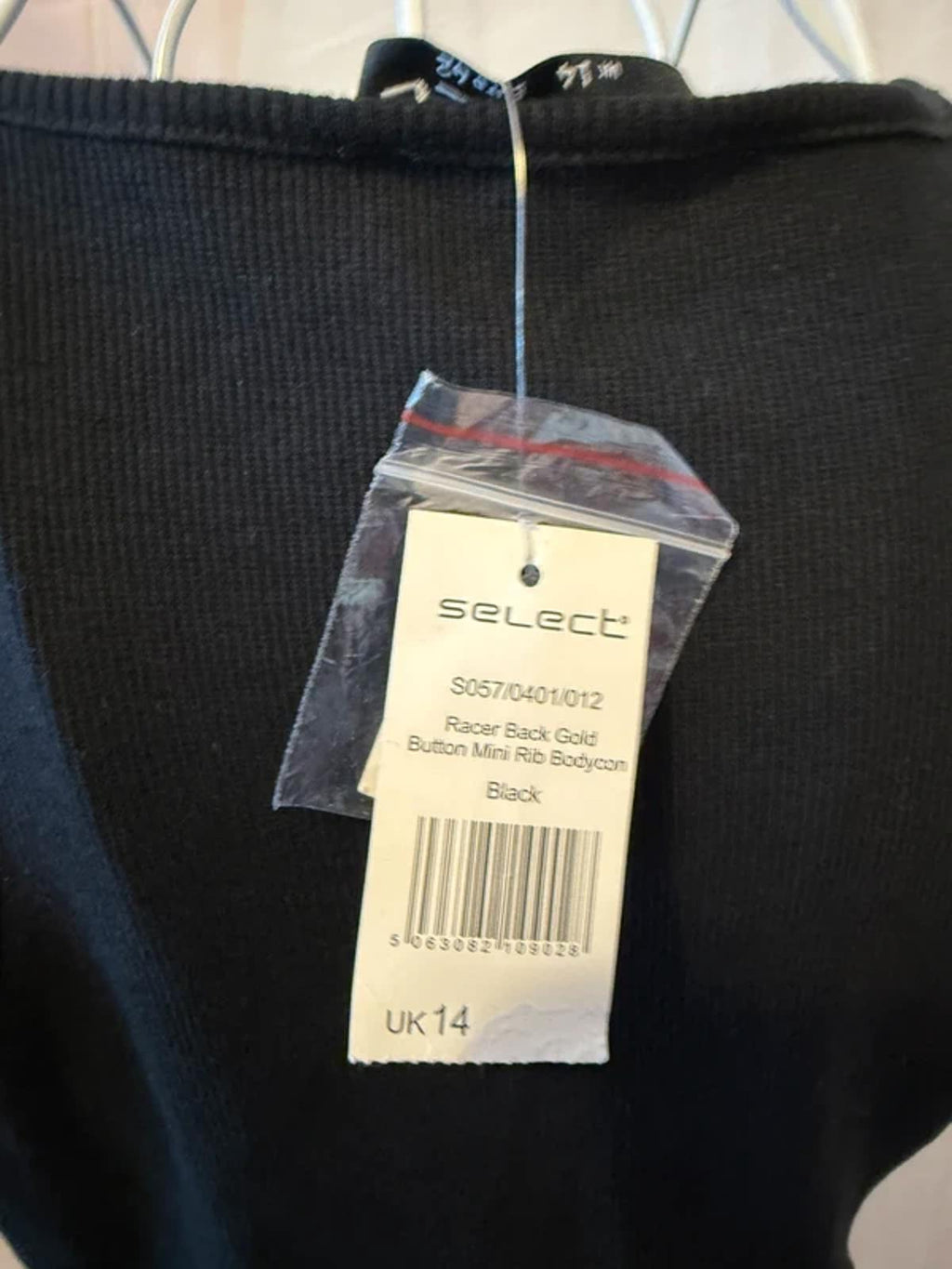 Select button detailed dress - size14