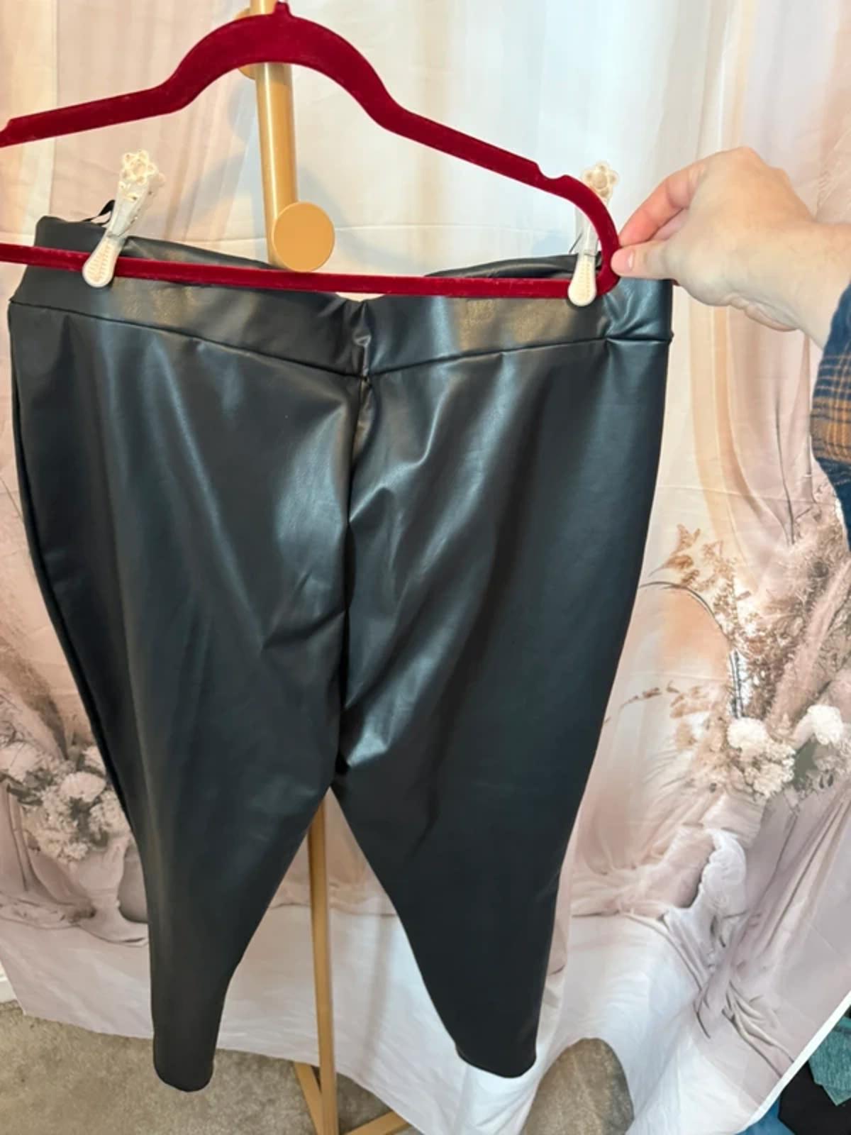 Papaya leather effect leggings - size 22