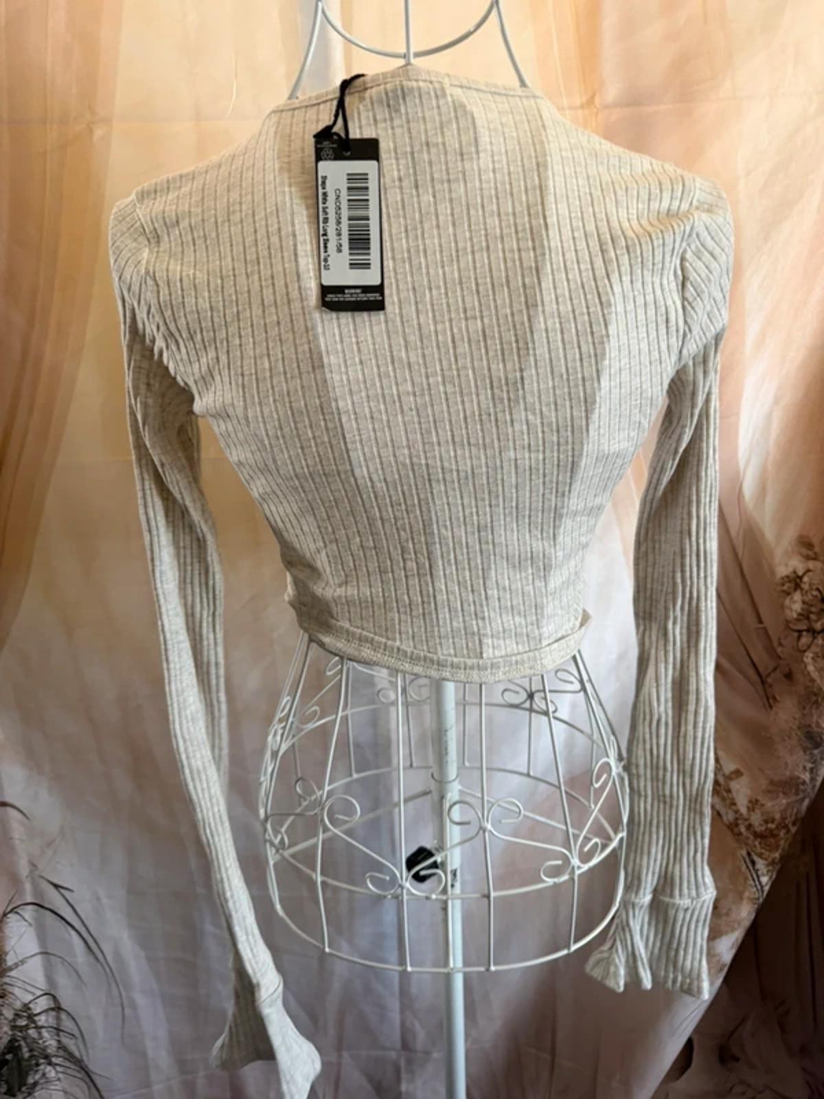 Pretty little thing stretch crop - size 10