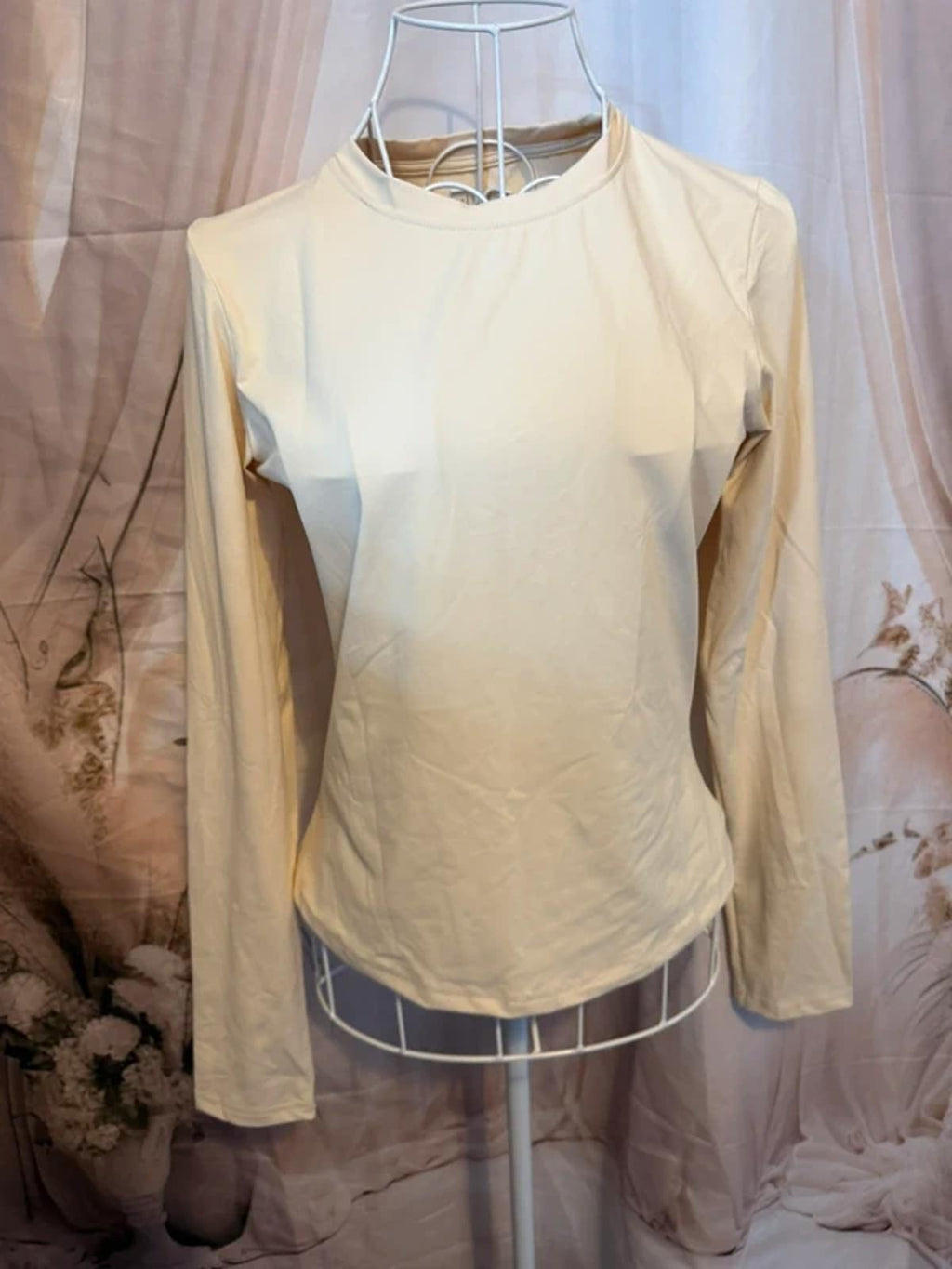Stretch plain long sleeve top - size medium