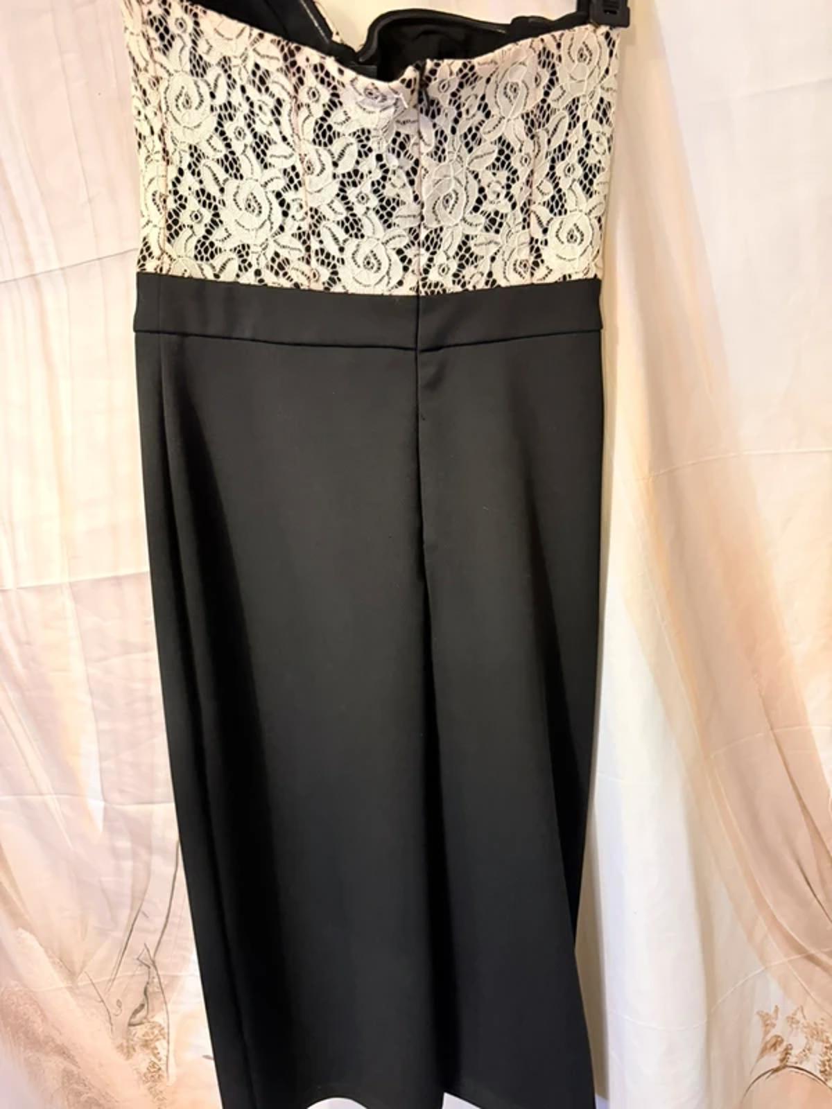 Rare London lace strapless dress - size 10