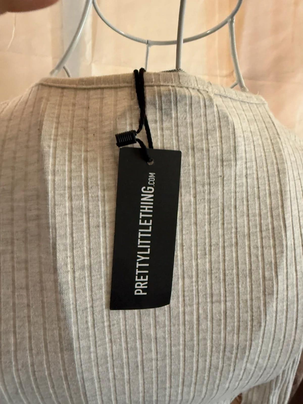 Pretty little thing stretch crop - size 10