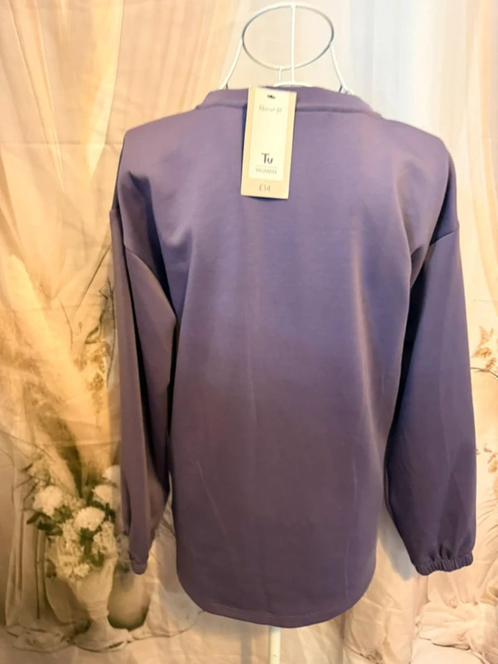 Tu soft sweatshirt - size 8/10