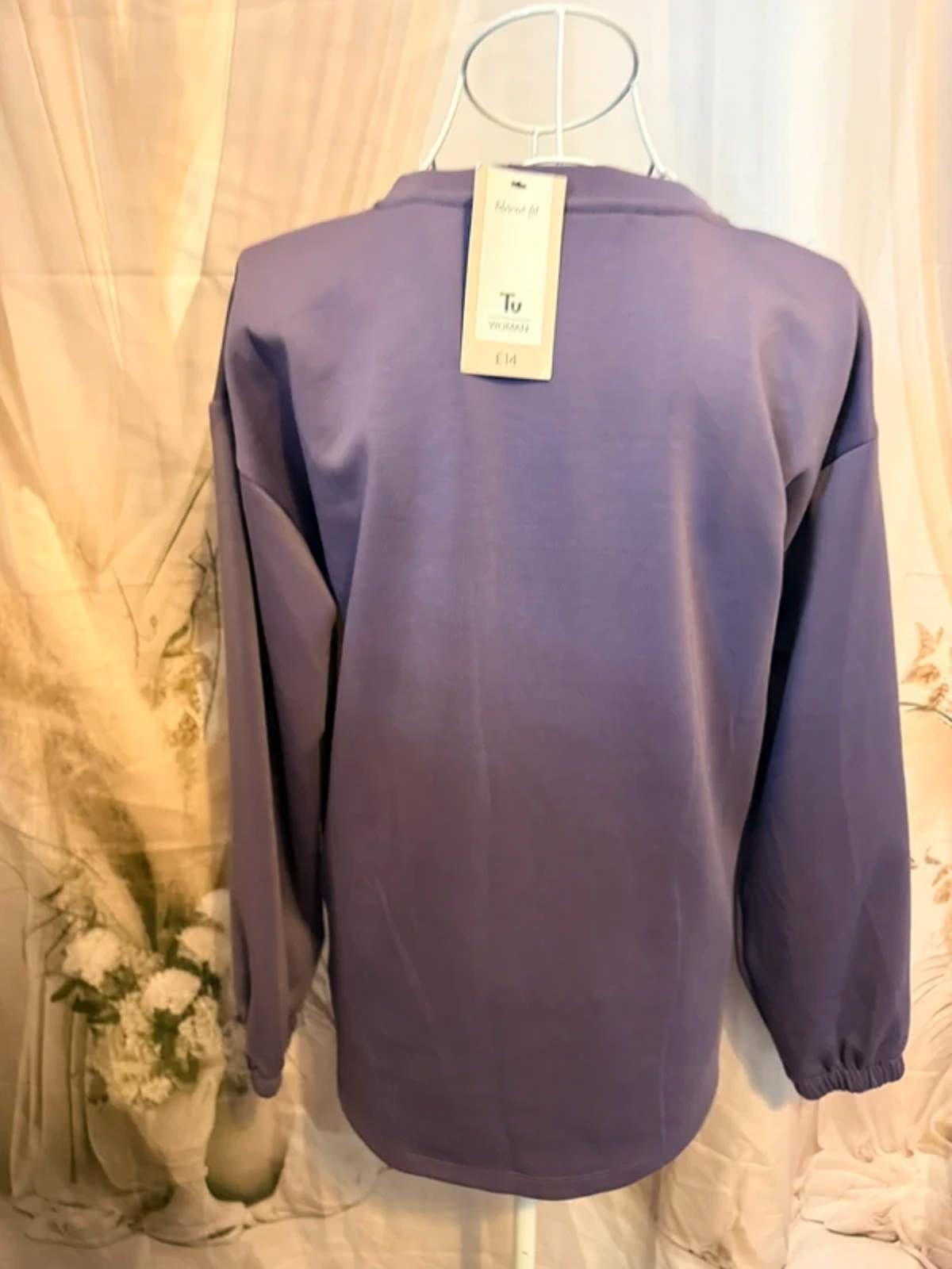 Tu soft sweatshirt - size 8/10