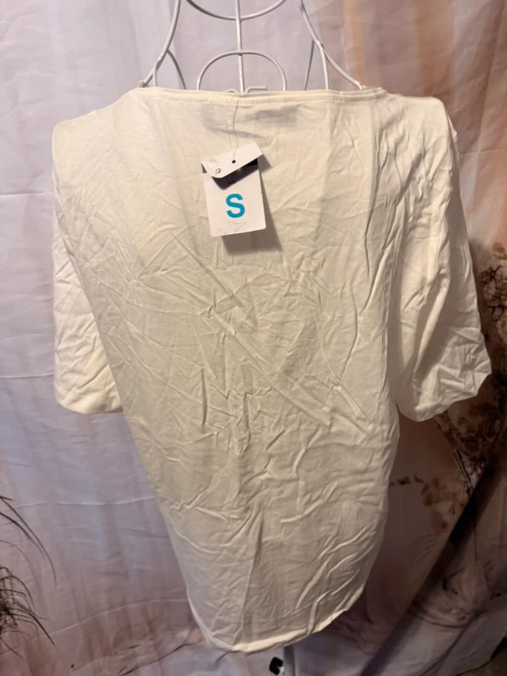 Primary v neck plain T-shirt - size 8/10