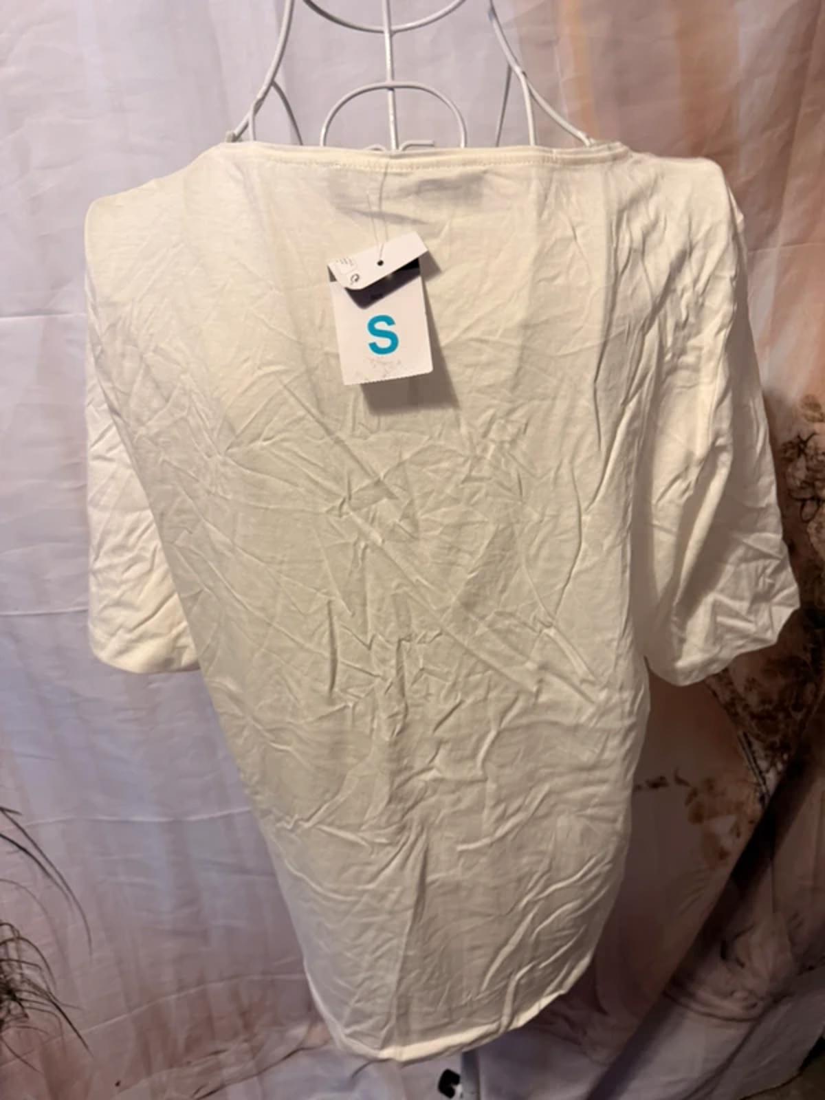 Primary v neck plain T-shirt - size 8/10