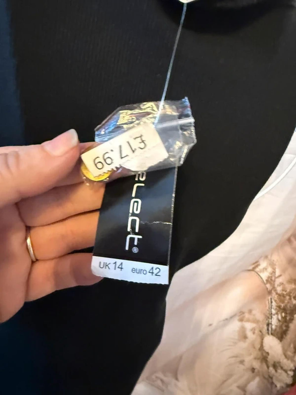Select button detailed dress - size14