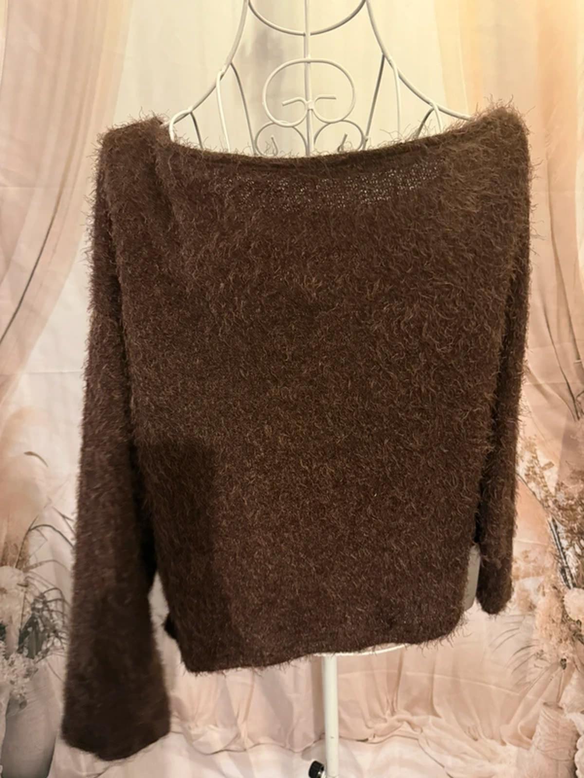 Missguided fluffy short jumper - size small